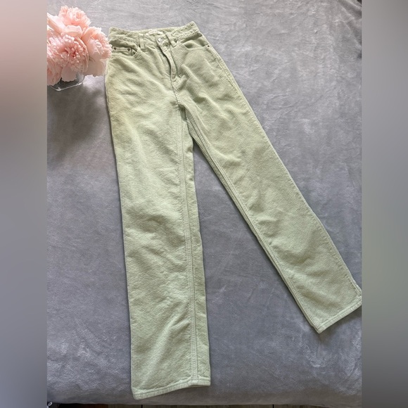 PacSun Light Green Corduroy Pants 90s boyfriend style - Picture 1 of 9